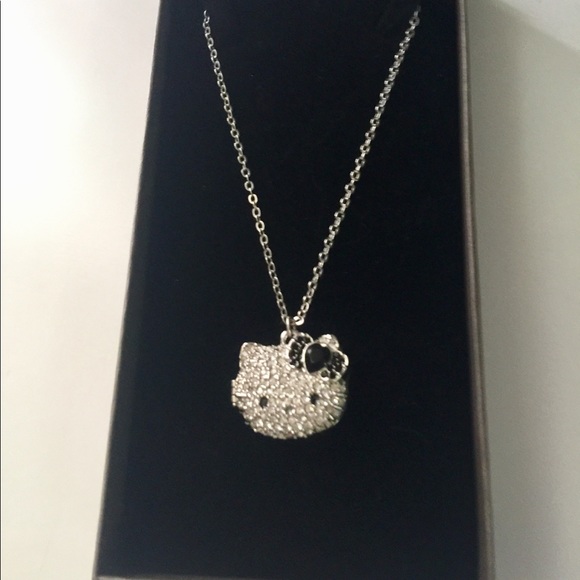 Hello Kitty Jewelry - Hello Kitty charm necklace